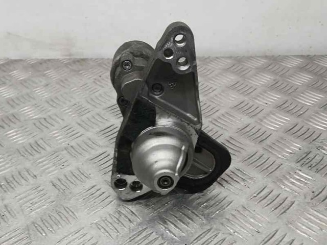 233005993R Renault (RVI)