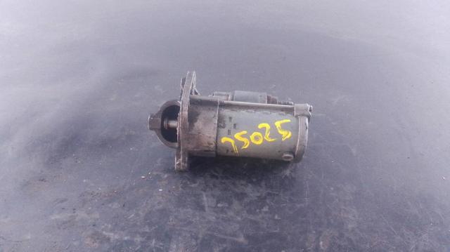 Motor de arranco 233008223R MERCEDES