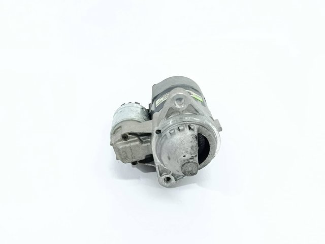 Motor de arranco 233009F662 NISSAN