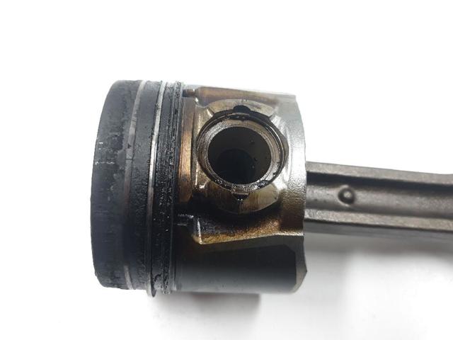 Biela de pistão de motor 235102A901 HYUNDAI
