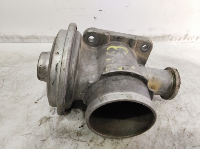 2354070 BMW