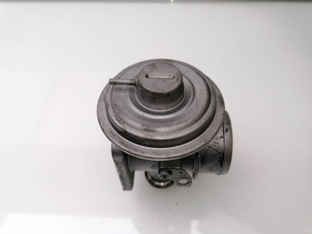 2354070 BMW