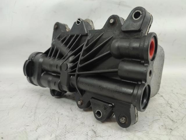 235411908 BMW