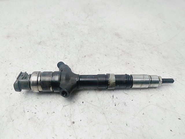 236700G010 Toyota