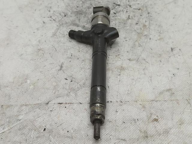 236700R010 Toyota