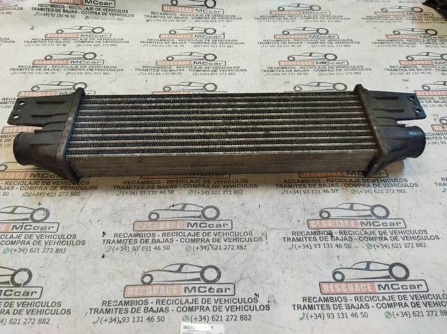 Radiador de intercooler 2371008051 SSANG YONG