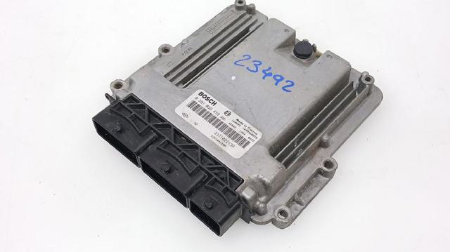 237104128R Renault (RVI)