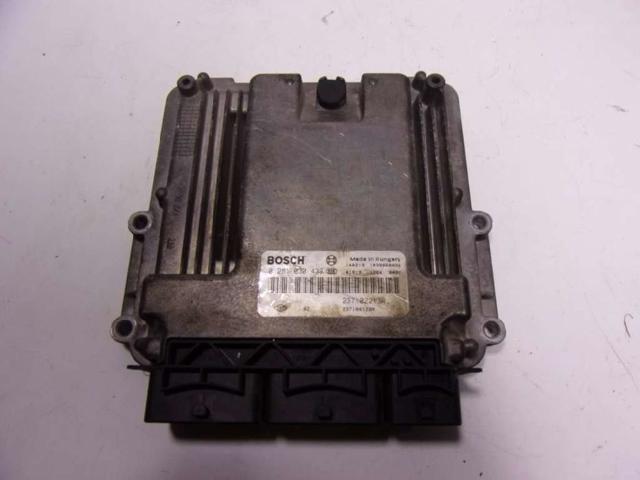 237104128R Renault (RVI)
