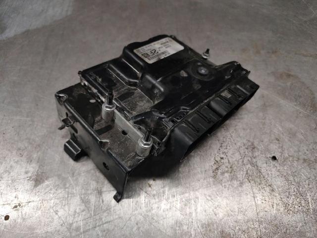 237104328S Renault (RVI)