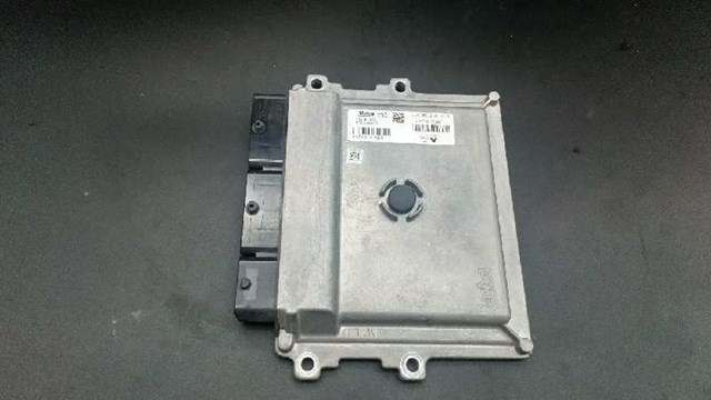 237104736R Renault (RVI)
