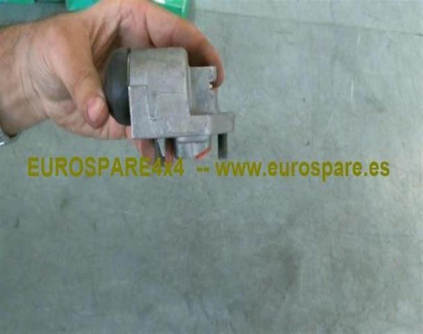 243744 Land Rover