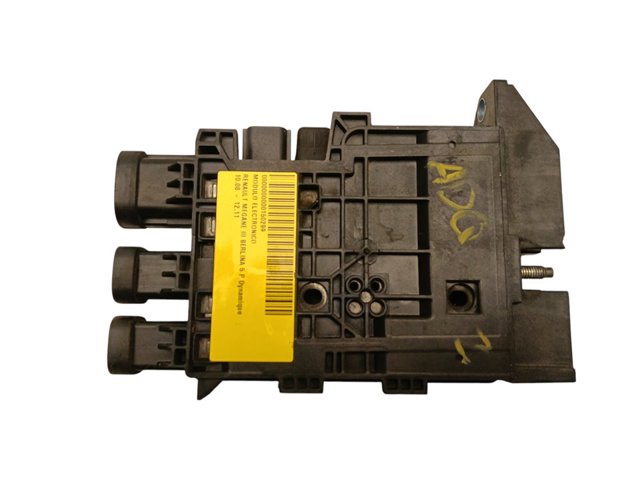 243800011R Renault (RVI)