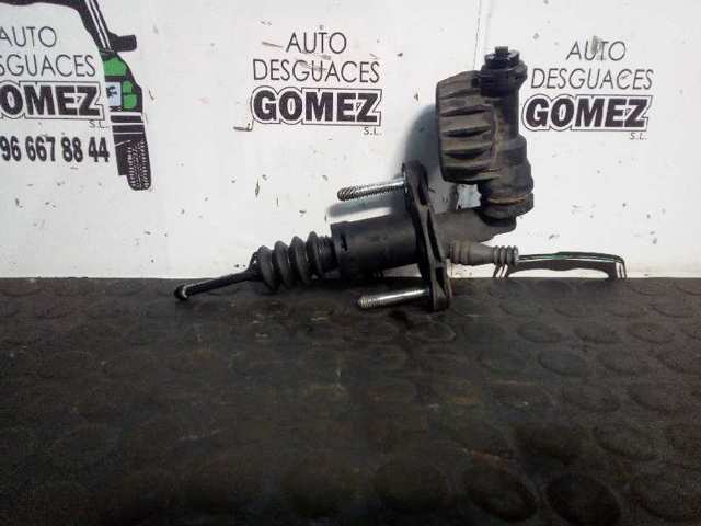 Cilindro mestre de embraiagem 24412670 OPEL