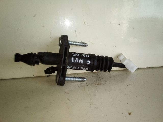 Cilindro mestre de embraiagem 24412670 OPEL