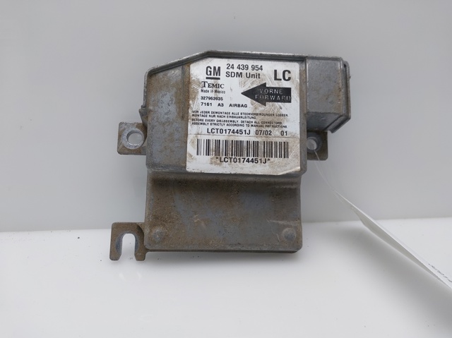 24439954 Opel