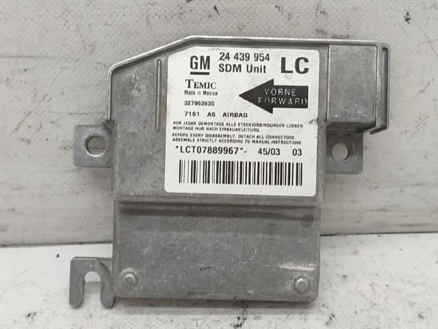 24439954 Opel