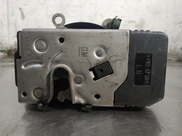 Fecho da porta dianteira esquerda 24444015 OPEL