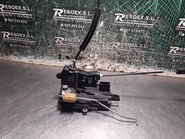 Fecho da porta dianteira esquerda para Opel Vectra 