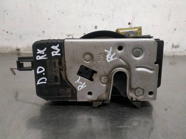 Fecho da porta dianteira direita 24447341 OPEL