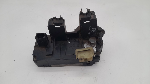 Fecho da porta traseira direita 24447346 OPEL