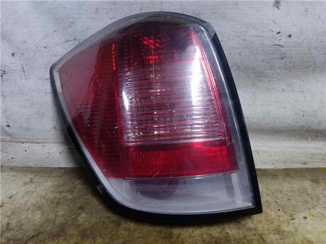 Lanterna traseira esquerda 24451838 OPEL
