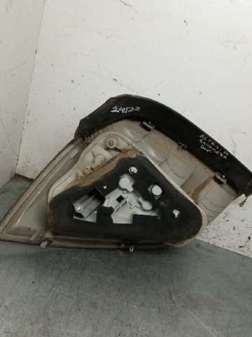 Lanterna traseira direita 24451840 OPEL