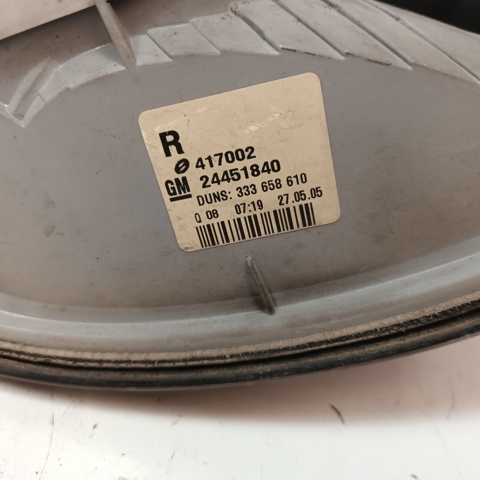 Lanterna traseira direita 24451840 OPEL