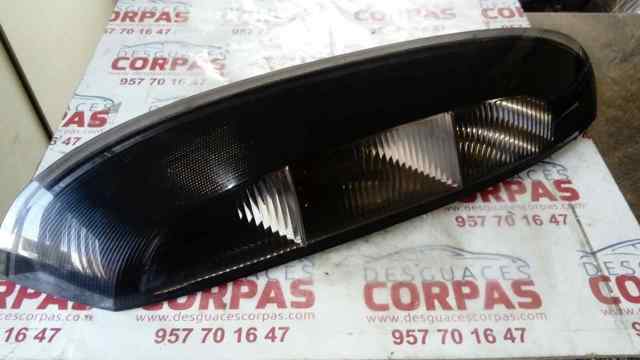 Lanterna traseira direita 24457236 OPEL