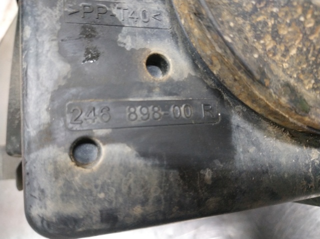 Luz direita 24689800R FORD