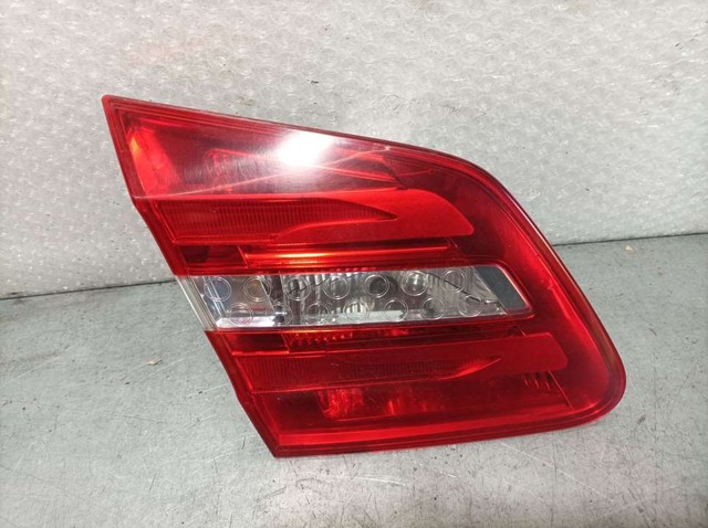 Lanterna traseira esquerda interna 2469066300 MERCEDES