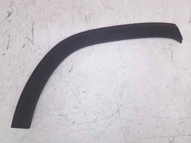 Expansor direito (placa sobreposta) de arco do pára-lama traseiro 2478850322 MERCEDES