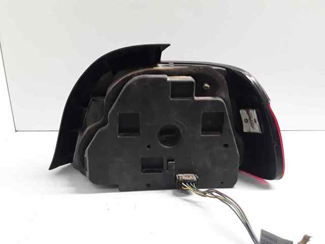 Lanterna traseira esquerda 2496297 BMW