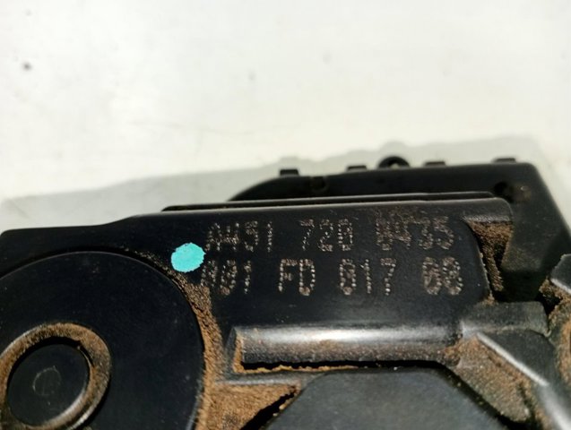 Fecho da porta traseira direita 25002758 MERCEDES