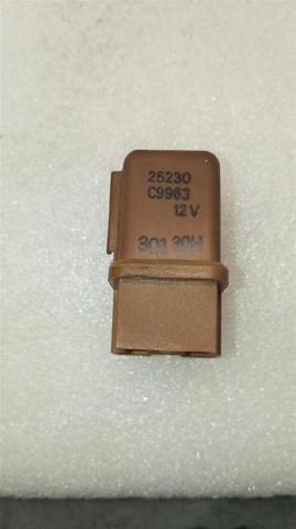 Relê das luzes de nevoeiro 25230C9963 NISSAN