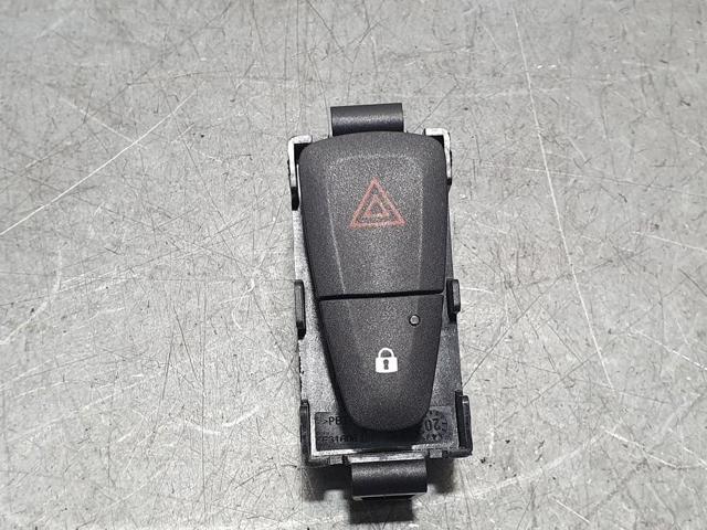 Botão de ativação do sinal de emergência 252905668R RENAULT