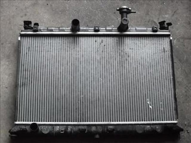 Radiador de esfriamento de motor para KIA Rio JB