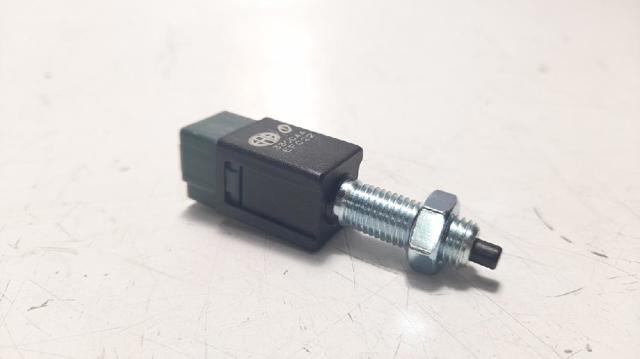 Sensor de ativação do sinal de parada 2532001B00 NISSAN