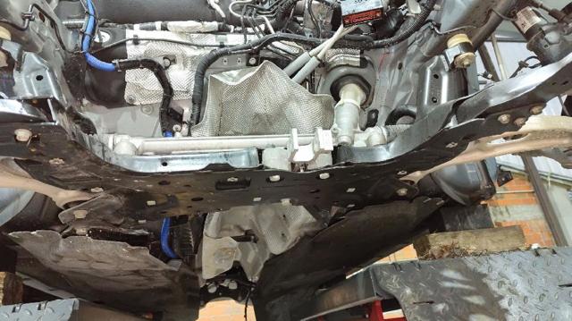 Viga de suspensão dianteira (plataforma veicular) Ford Kuga III DFK ao melhor preço