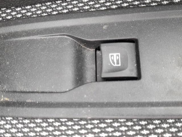 Unidade de botões dianteira esquerda de controlo de elevador de vidro 254118044R RENAULT