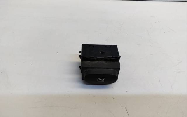 254298400R Renault (RVI)