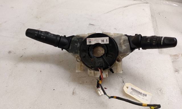255608H705 Nissan/Infiniti