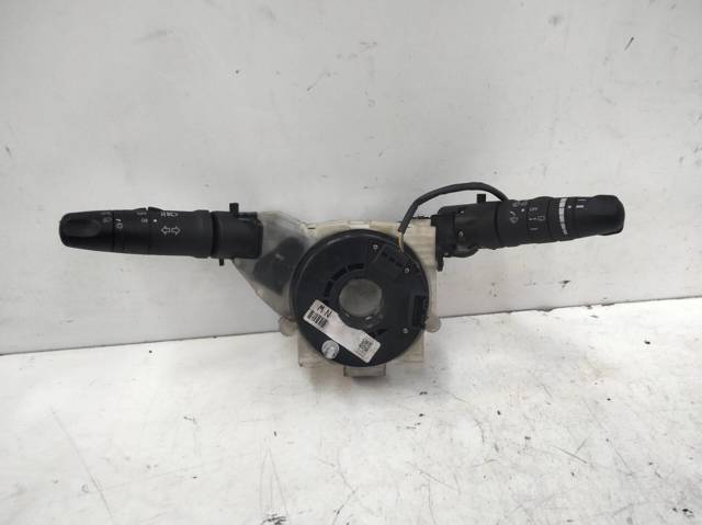 25560AX618 Nissan/Infiniti