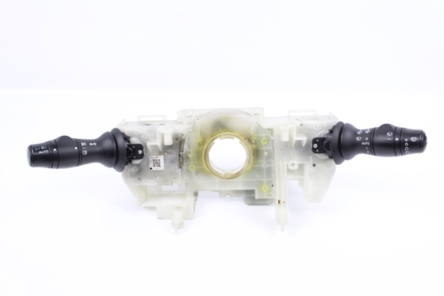 255670001R Renault (RVI)