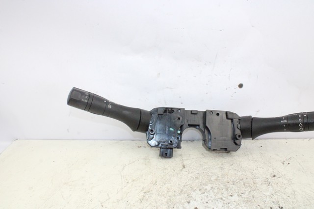 255670040R Renault (RVI)
