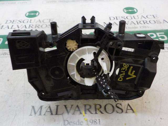 Comutador instalado na coluna da direção, parte central 255671336R RENAULT
