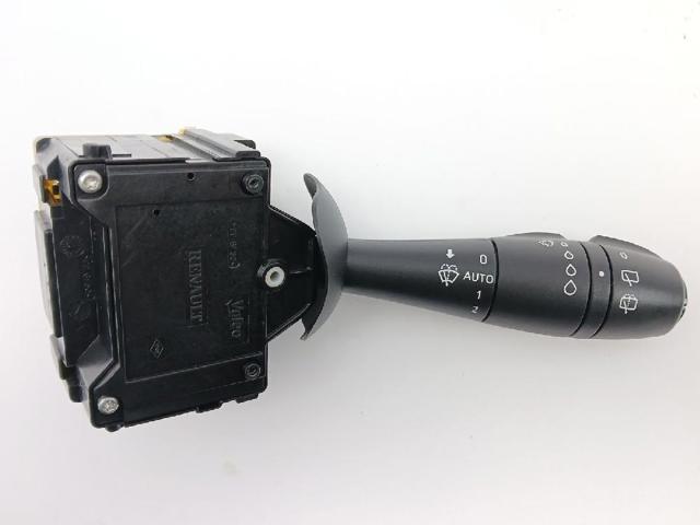 255675887R Renault (RVI)