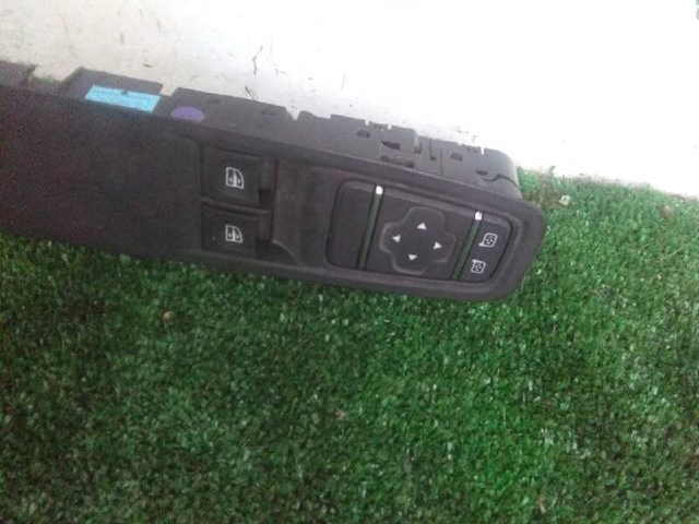 255700068R Renault (RVI)