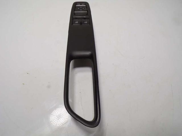 255700068R Renault (RVI)