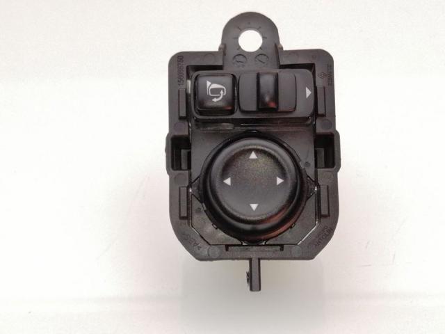 255700688R Renault (RVI)