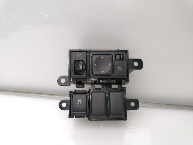 25570CT00B Nissan/Infiniti